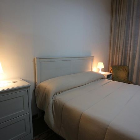 卡塔尼亚卡萨帝劳拉旅馆住宿加早餐旅馆 外观 照片